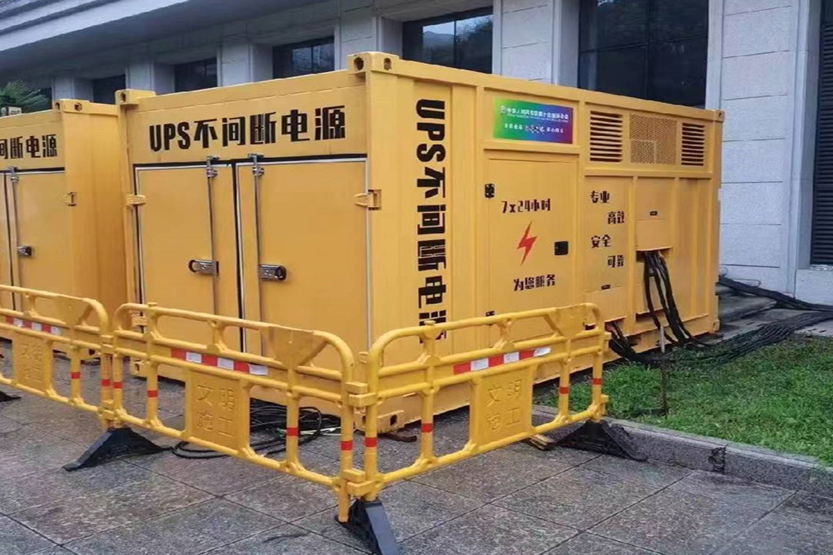 岢岚发电机租赁施工现场